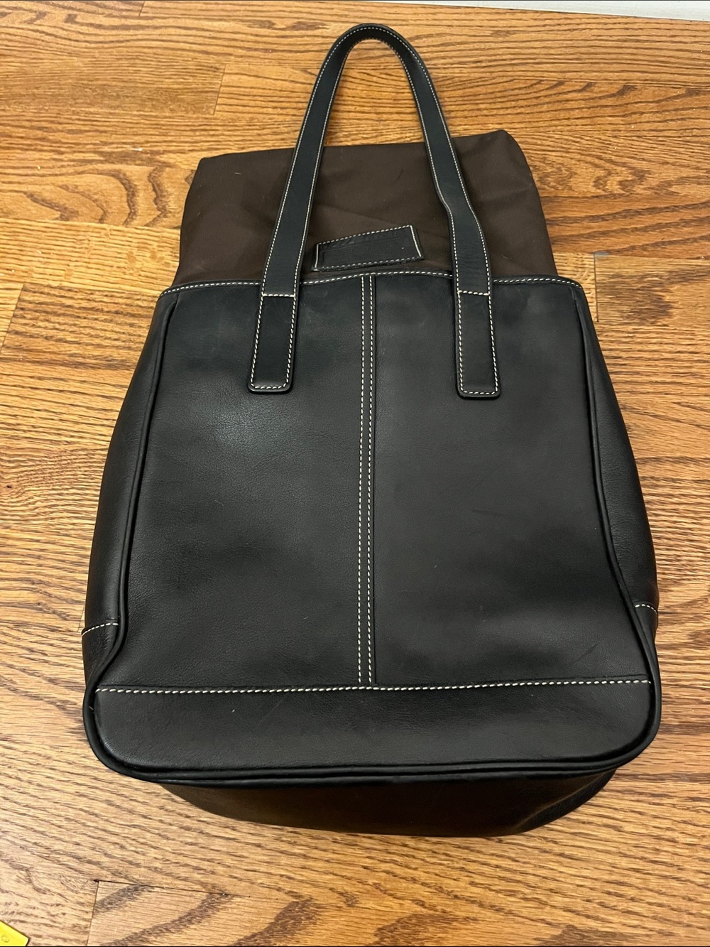 Vintage COACH Black Leather Hamptons Lunch Tote. (A3S-7776). - Picture 6 of 8